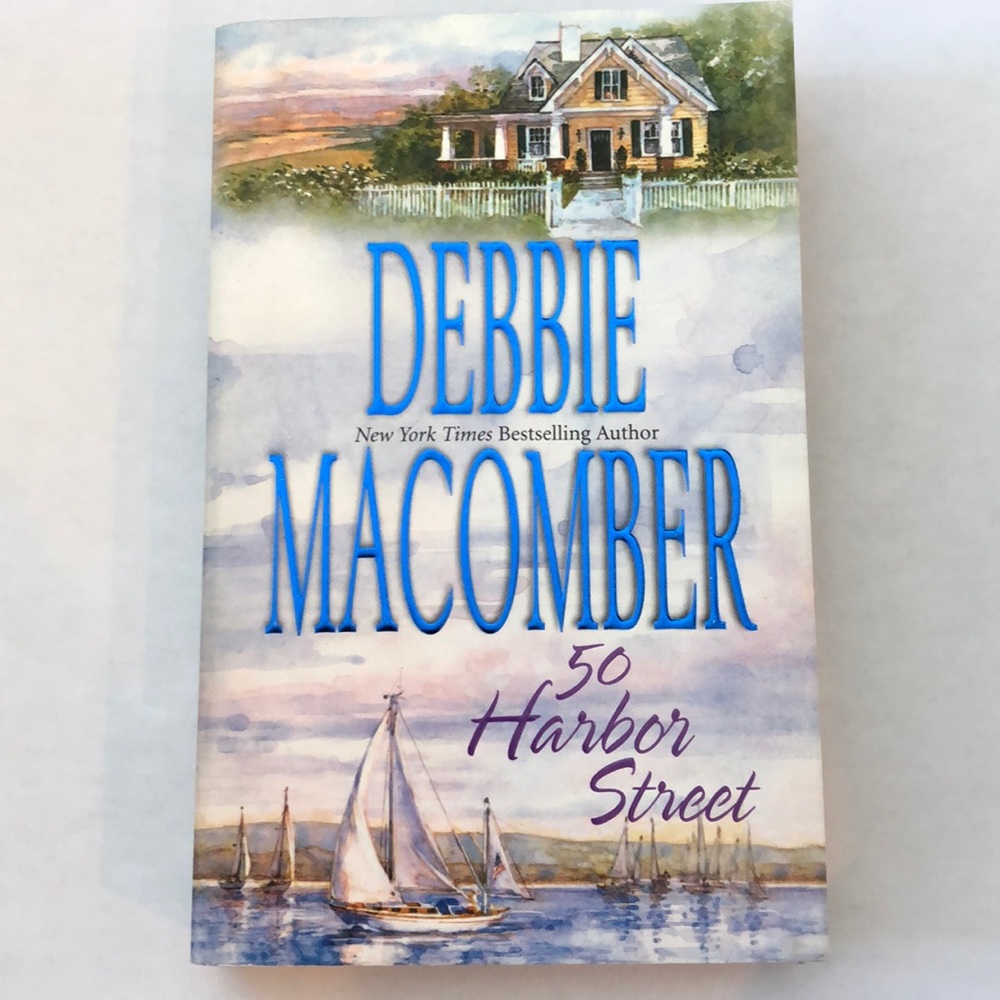 ⭐️5 for $15⭐️ 50 Harbor Street by Debbie Macomber | Book